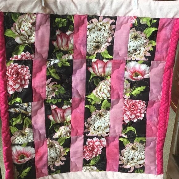 New. Handmade Doll Quilt - Picture 1 of 7